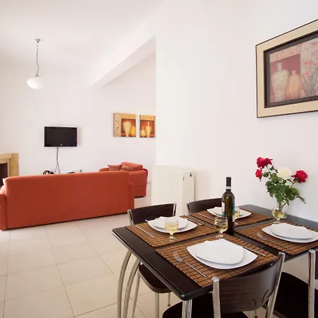 Apartment Diamanto *